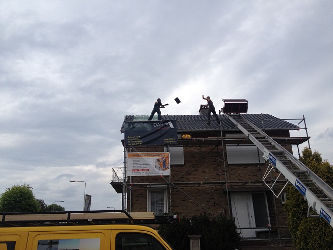 Archieffoto's rapportage pannendak kapsalon Limbricht